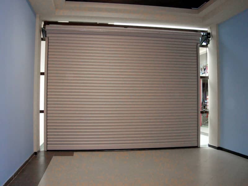 Роллетные ворота DoorHan в Обиниске с установкой