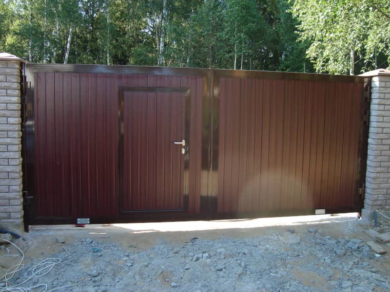 Уличные ворота DoorHan в Обиниске с установкой